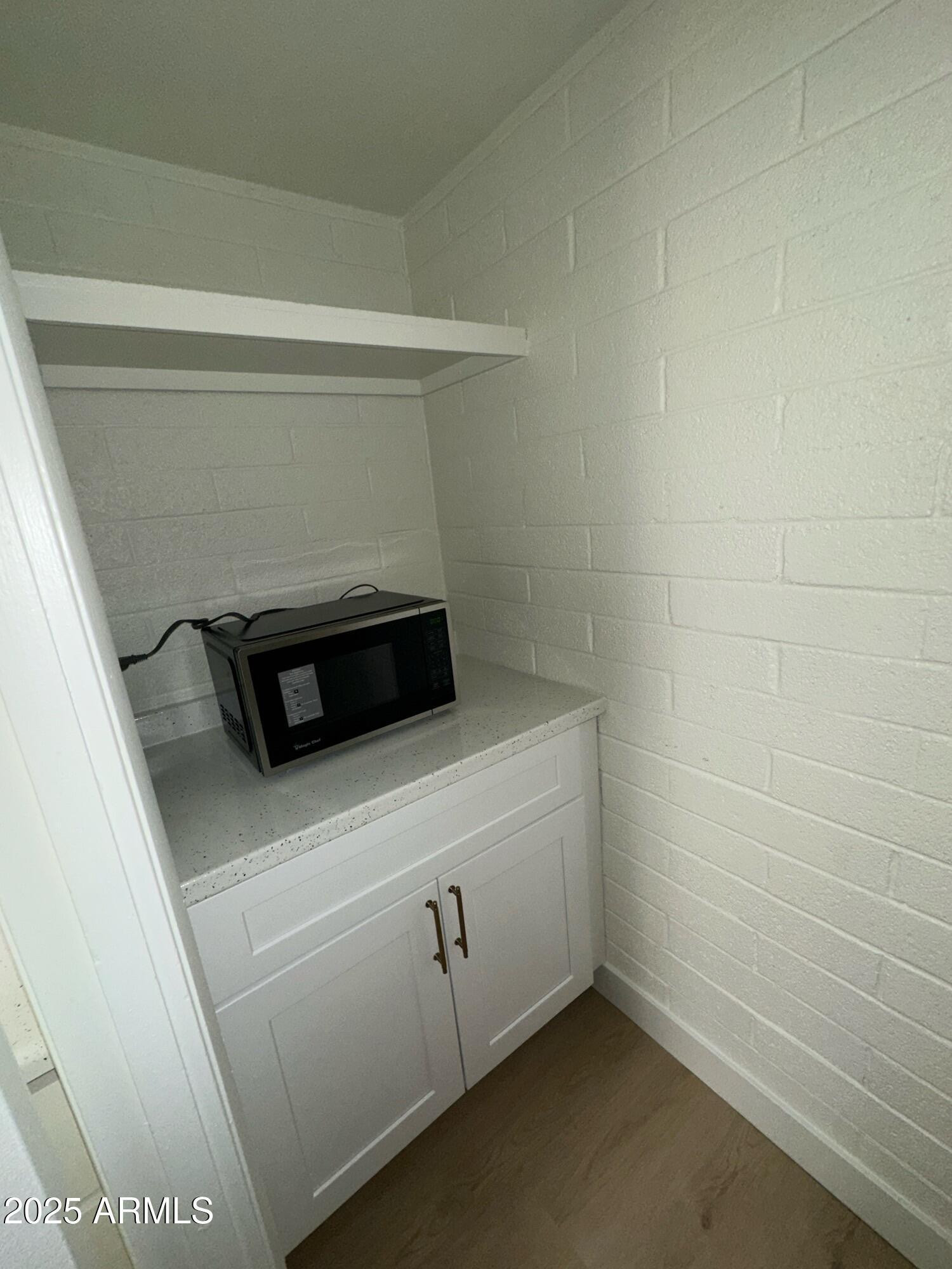 8037 E Glenrosa Avenue