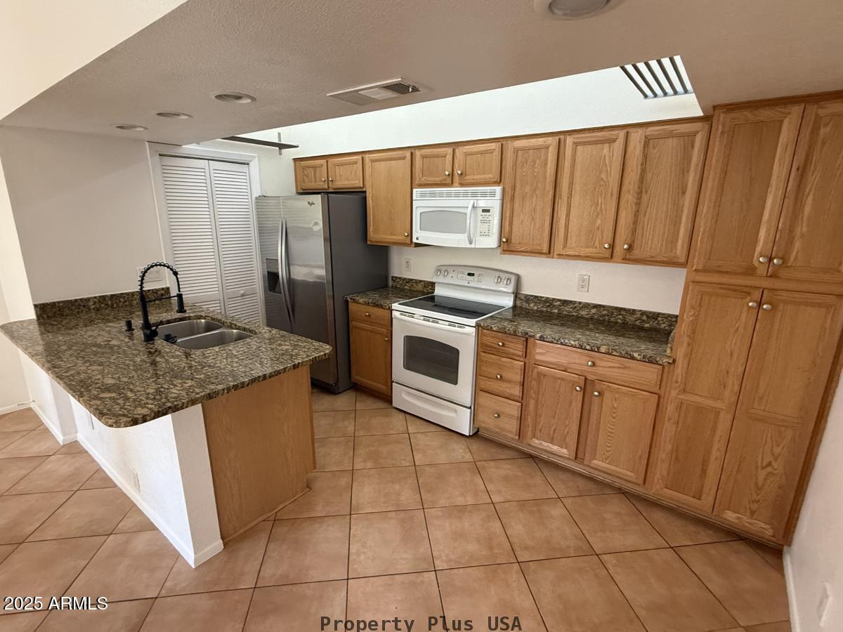 1432 W Emerald Avenue Unit 642