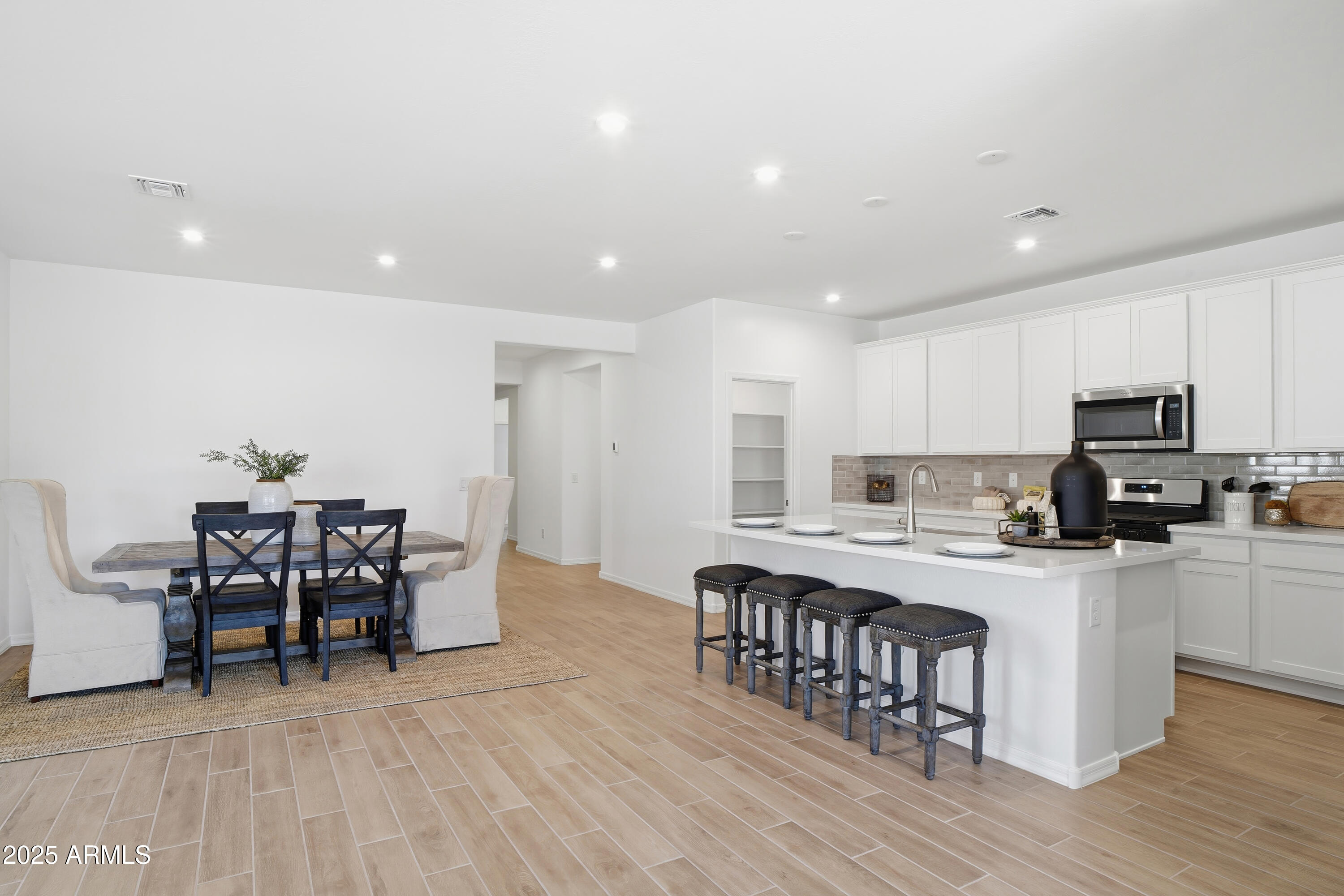 19311 W Valle Vista Way