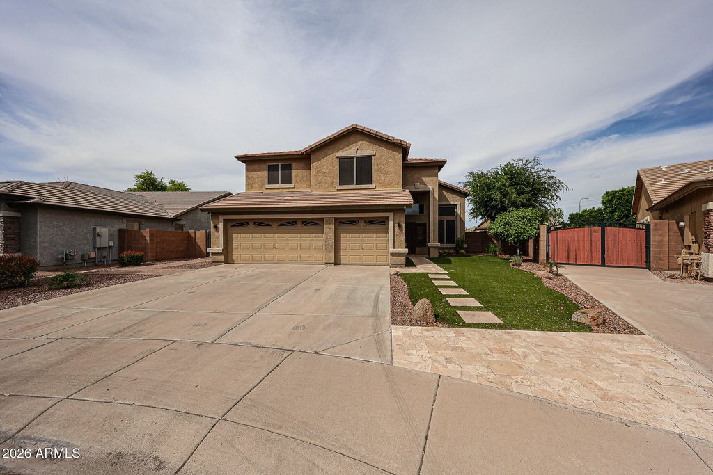 Photo of 1960 E Springfield Place, Chandler, AZ 85286 (MLS # 7013230)