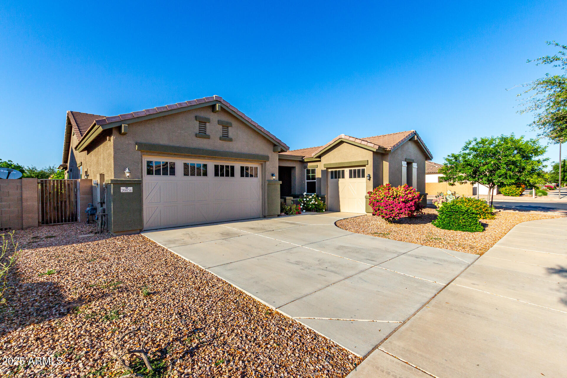 Homes 1 20856 E Arroyo Verde Drive