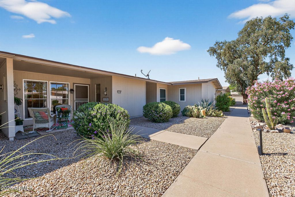 Photo of 13330 W Stonebrook Drive, Sun City West, AZ 85375 (MLS # 6946544)