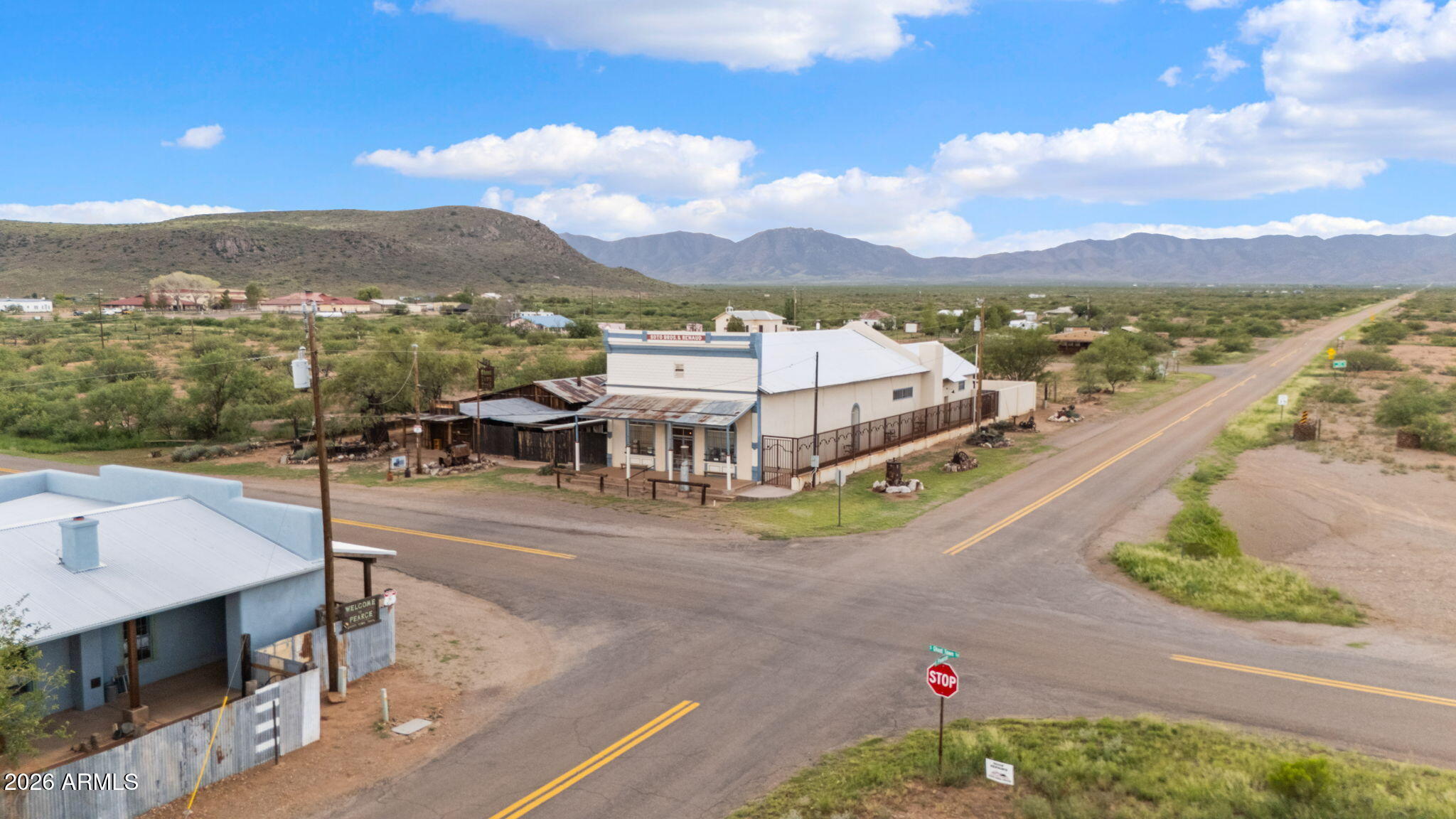 905 Ghost Town Trail