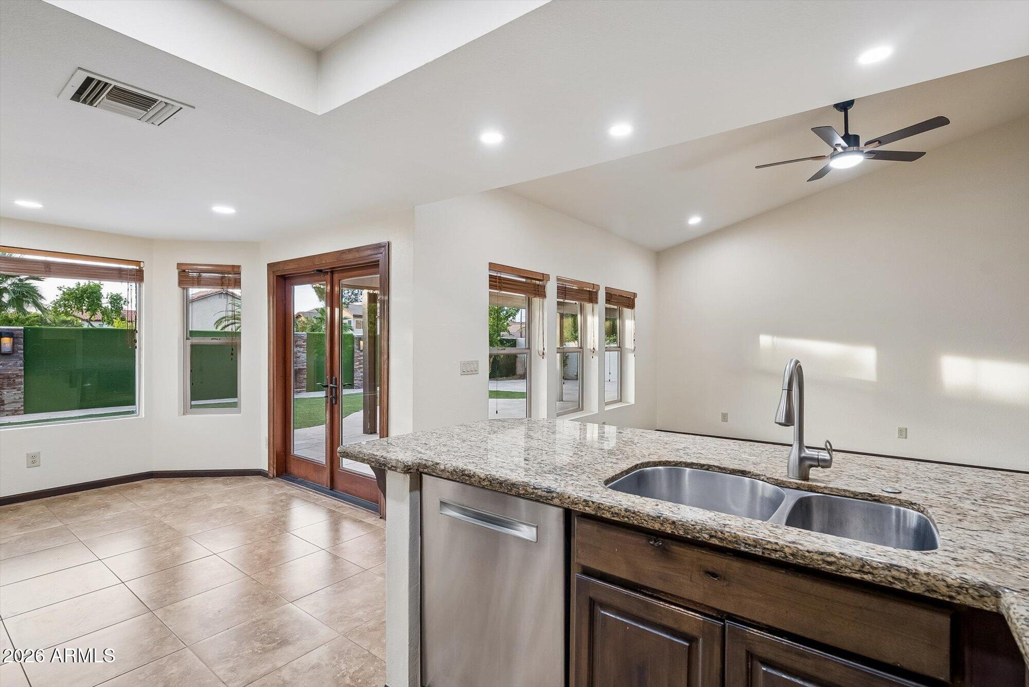 TANGLEWOOD COVE AT VAL VISTA LAKES LOT 1-115TR C - Residential