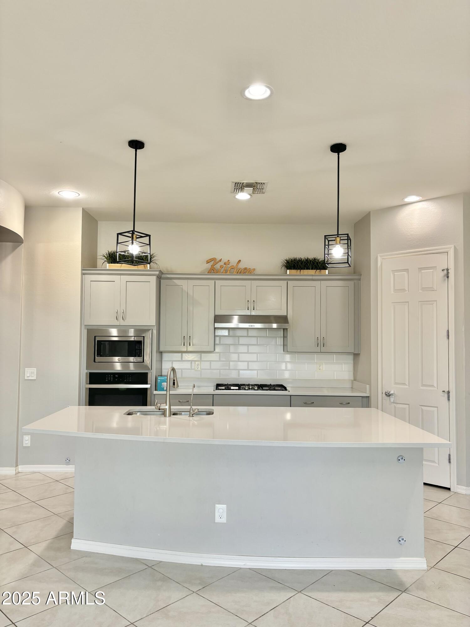 Homes for Sale in Queen Creek Arizona 3 927 S SOHO Lane S