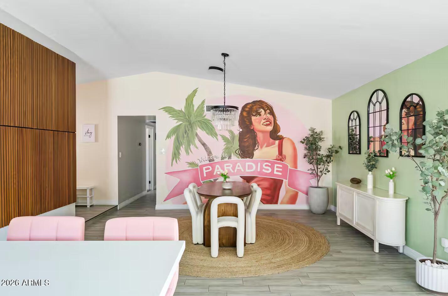 4665 W KINGS Avenue W