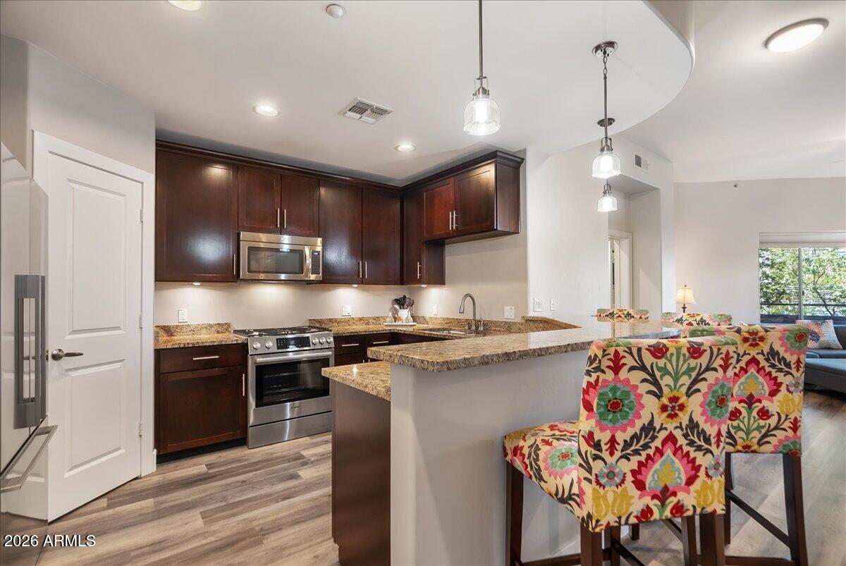 NORTH SHORE CONDOMINIUM 1 - Residential