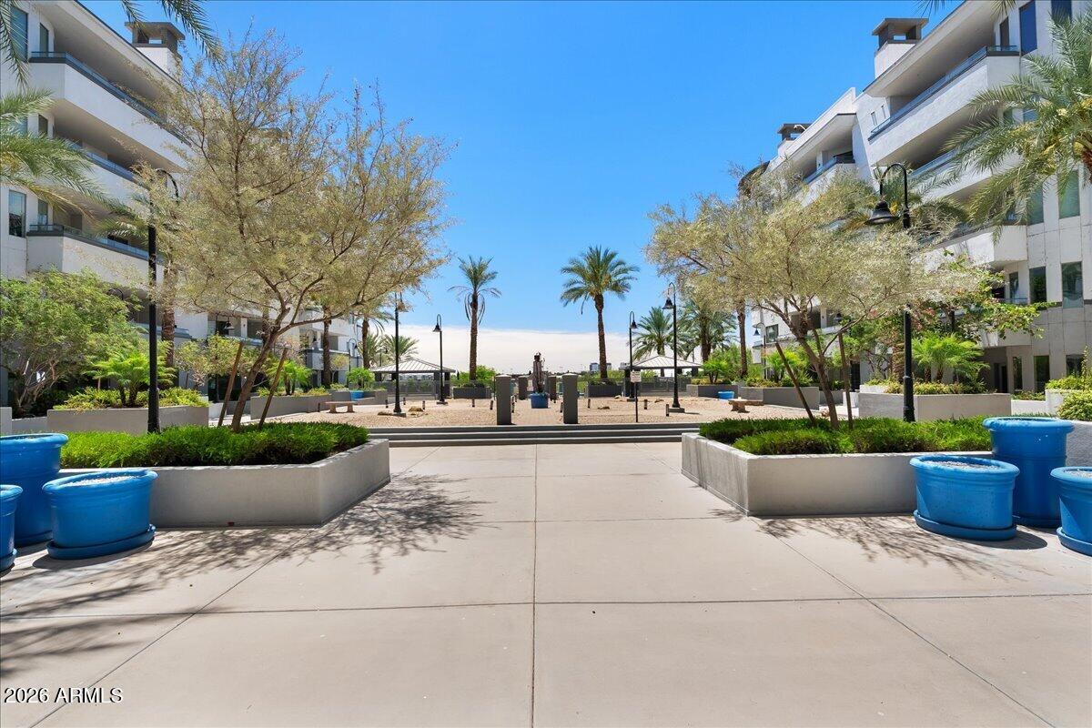 NORTH SHORE CONDOMINIUM 1 - Residential