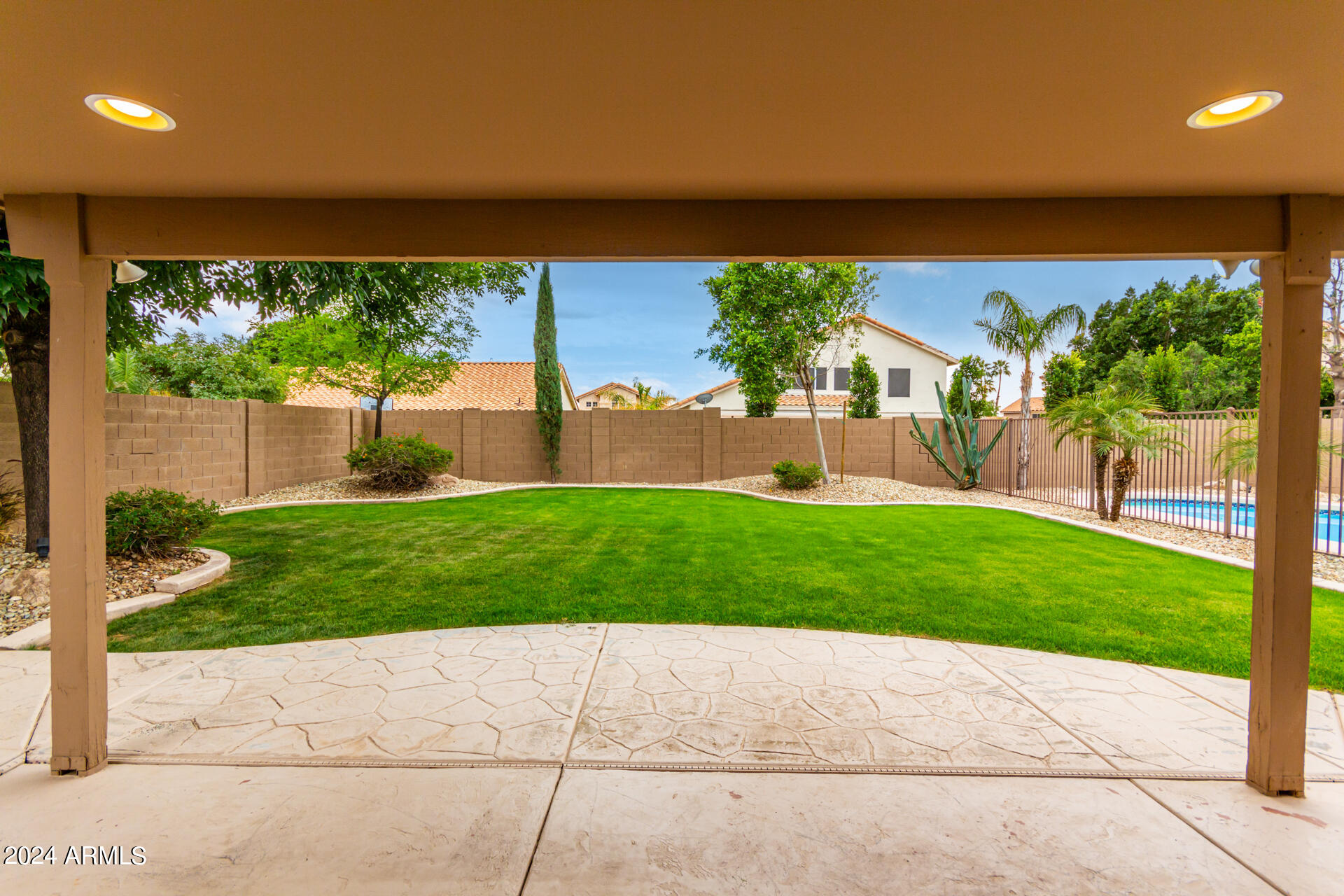 7217 W Crest Lane