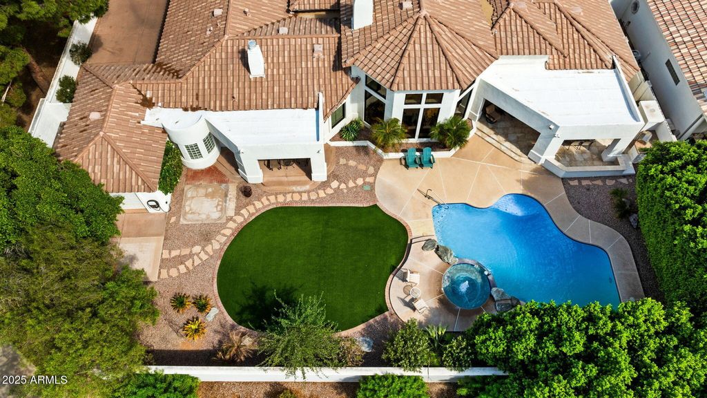 Photo of 1903 E Freeport Court, Gilbert, AZ 85234 (MLS # 6918173)