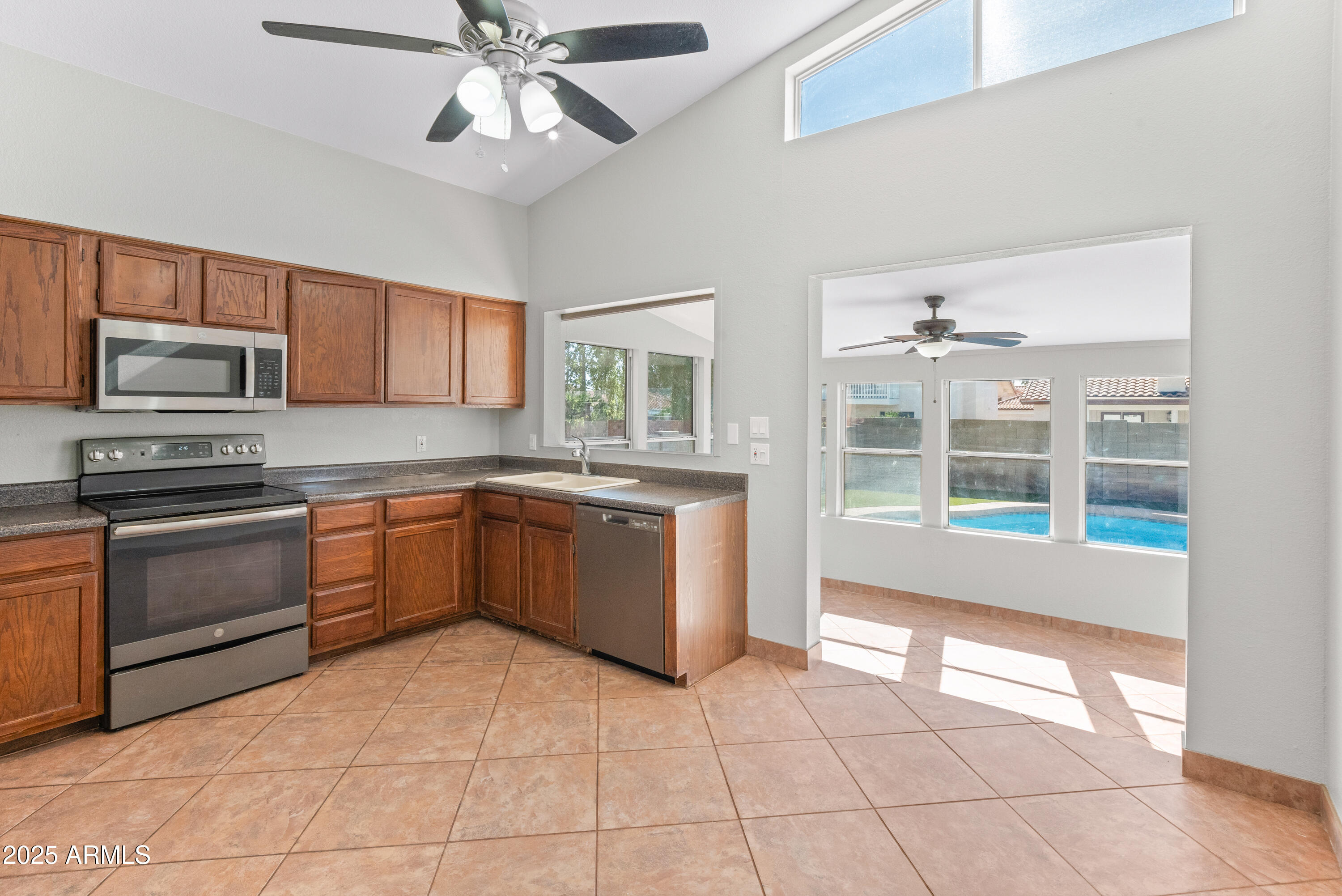 Glendale, Arizona 85308, United States, 4 Bedrooms Bedrooms, ,3 BathroomsBathrooms,Residential,Active,108061