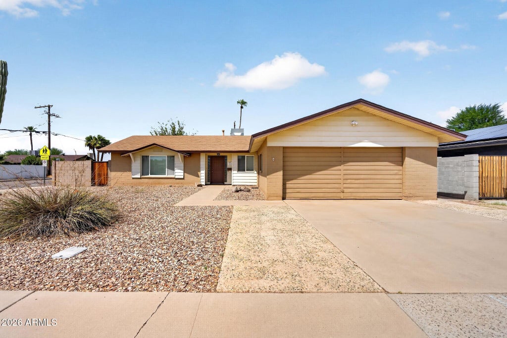 Photo of 8602 E Pecos Lane, Scottsdale, AZ 85250 (MLS # 7073634)