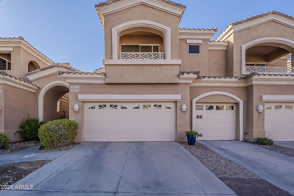 Photo of 3800 S Cantabria Circle #1081, Chandler, AZ 85248 (MLS # 6922773)