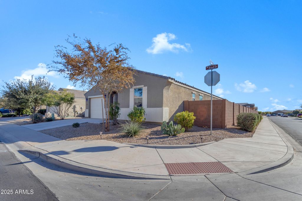 Photo of 40197 W Brandt Drive, Maricopa, AZ 85138 (MLS # 6958914)