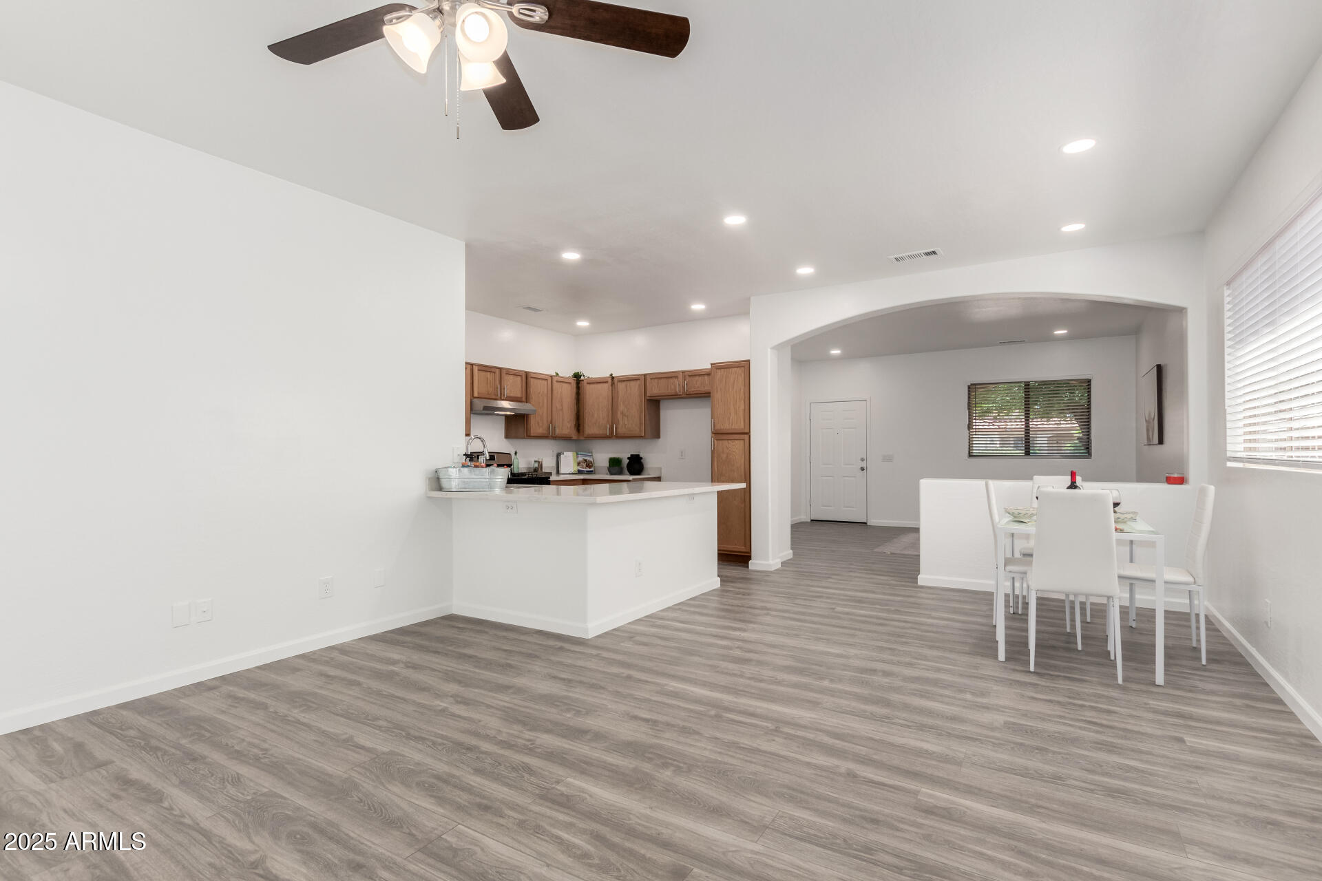 Homes 2 11182 W CORONADO Road