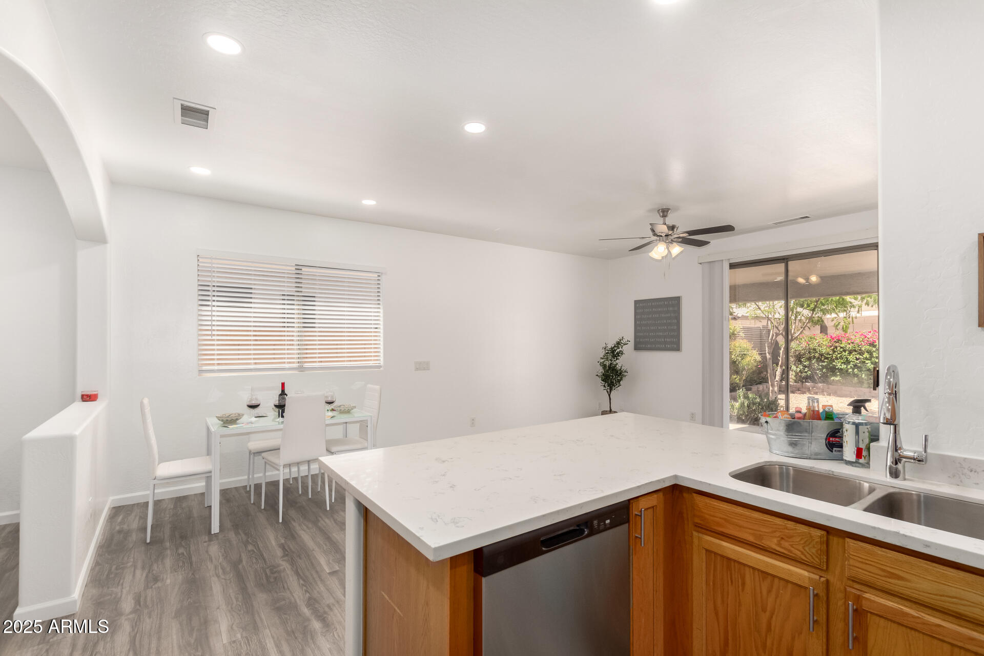 Homes 4 11182 W CORONADO Road