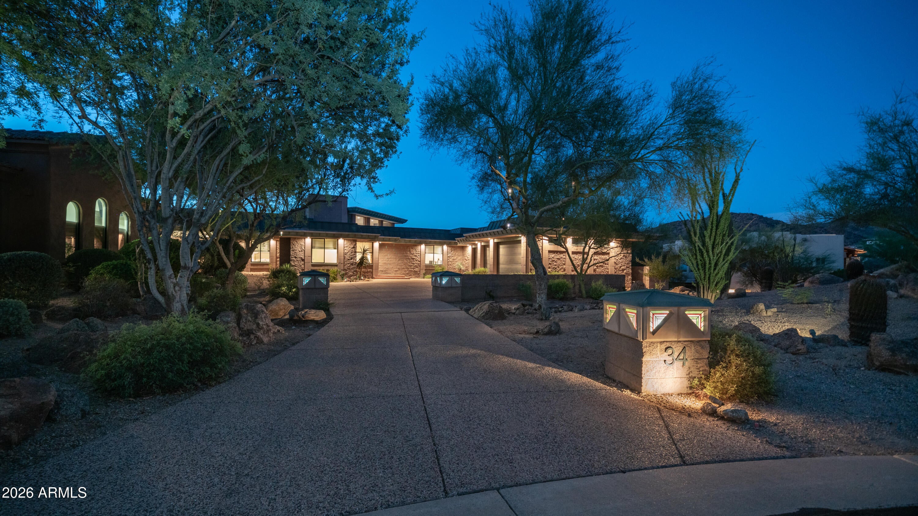 7260 E EAGLE CREST Drive 34