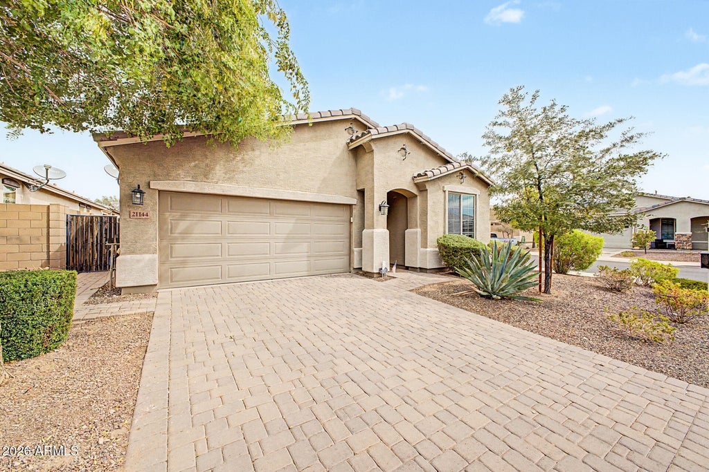 Photo of 21144 W Berkeley Road, Buckeye, AZ 85396 (MLS # 7073243)