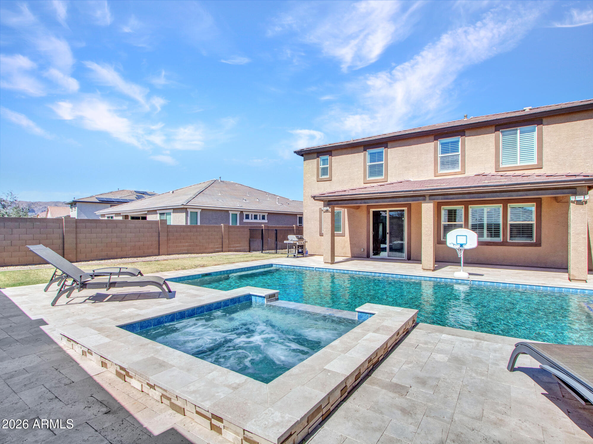 18971 W CLINTON Street