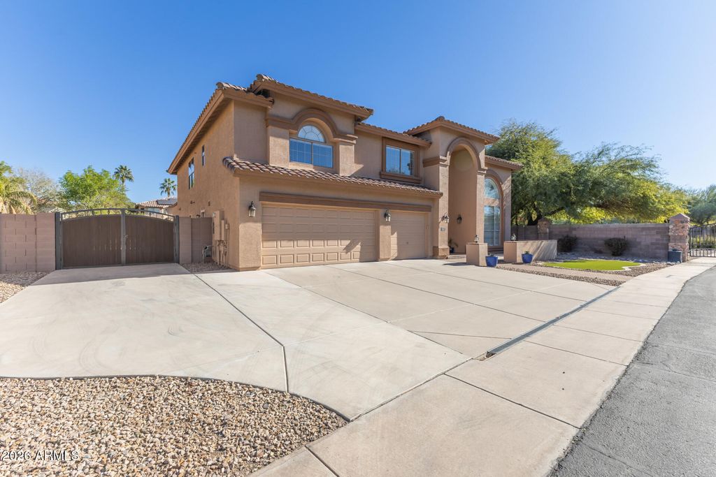 Photo of 4475 S John Way, Chandler, AZ 85249 (MLS # 6960663)
