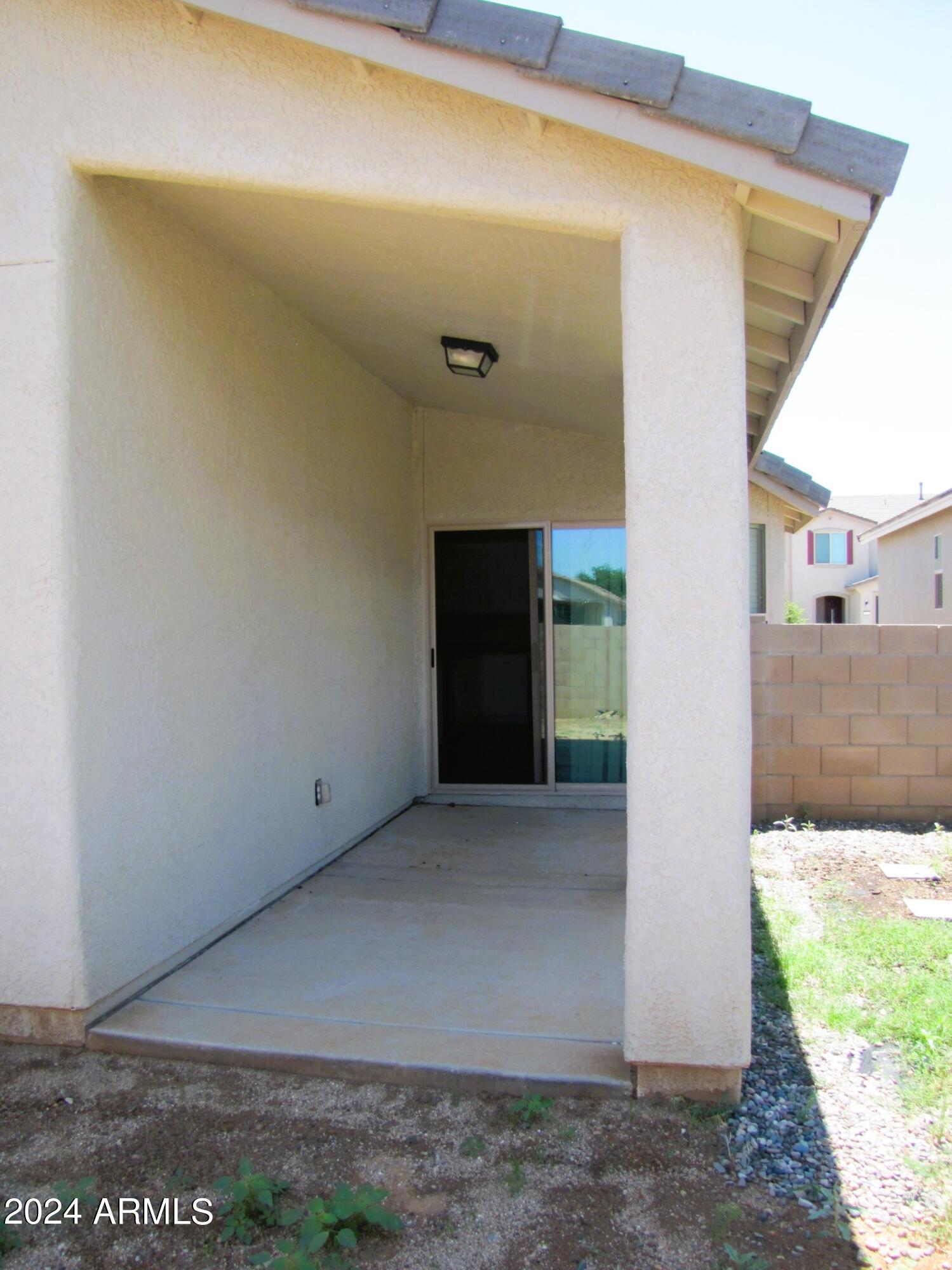 SUMMIT HEIGHTS - Residential Lease