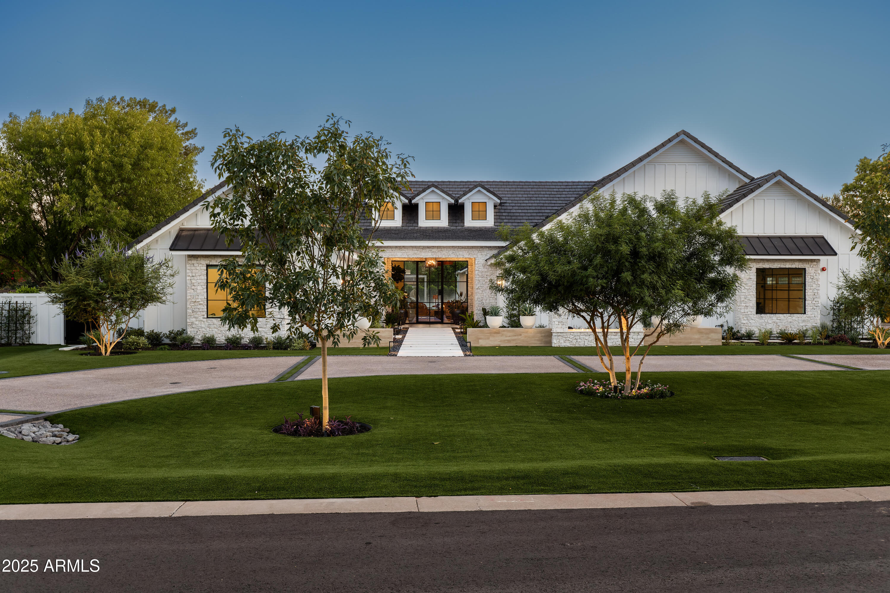 2007 E RANCH Road