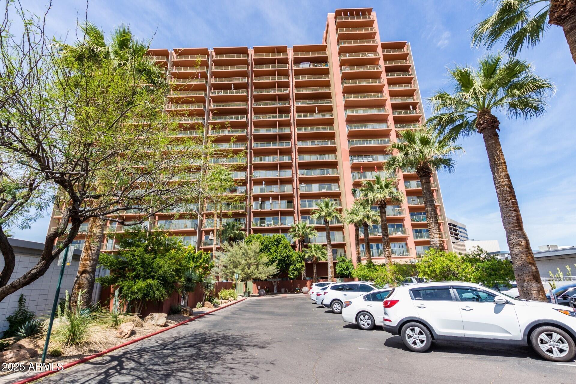 4750 N Central Avenue UnitB14