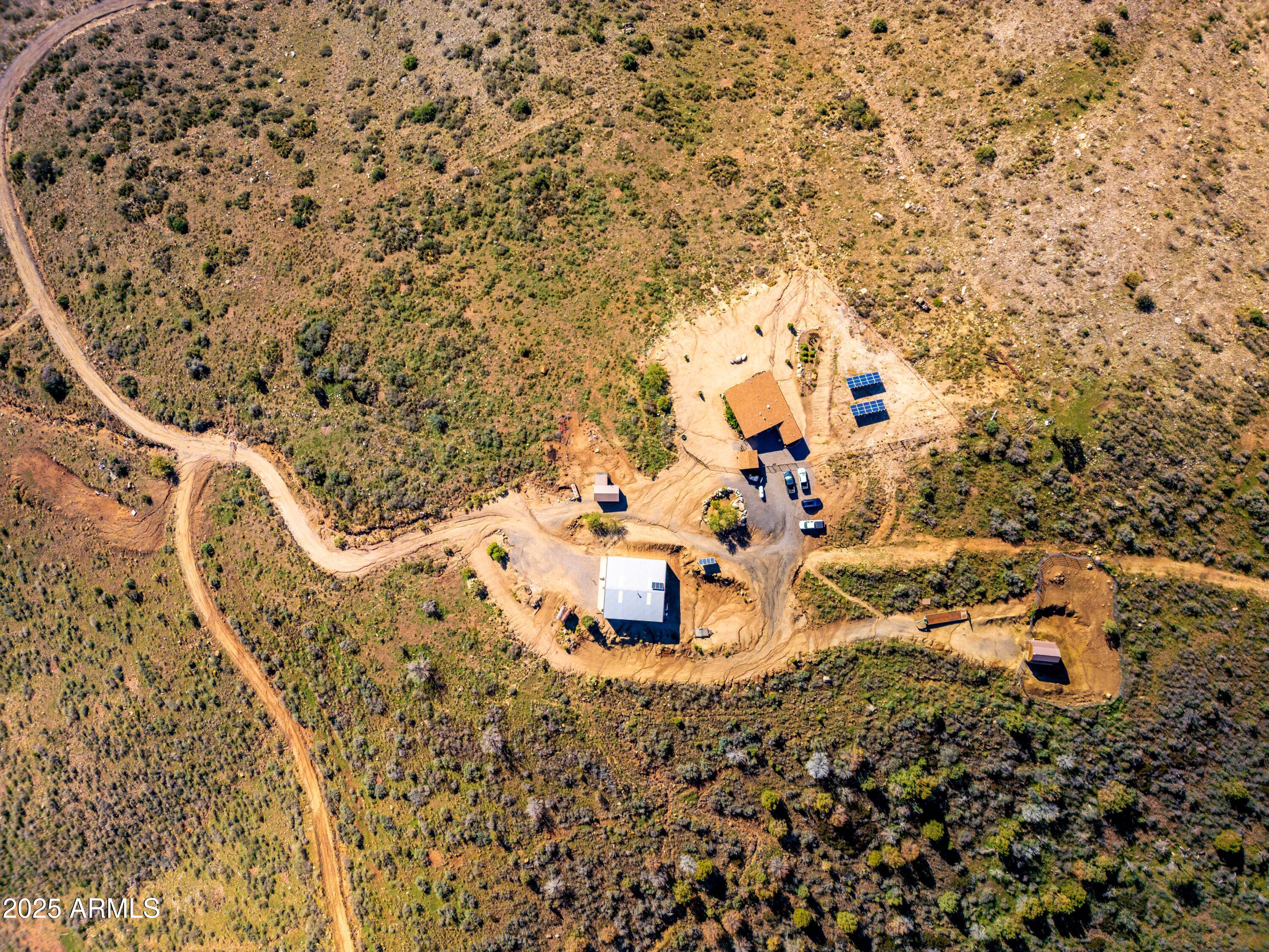 905 N Mountain Lion Pass