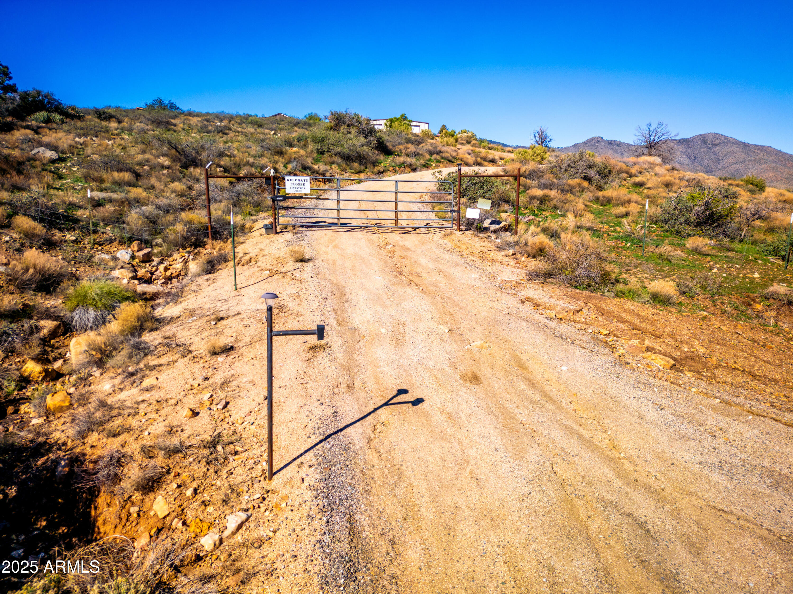 905 N Mountain Lion Pass