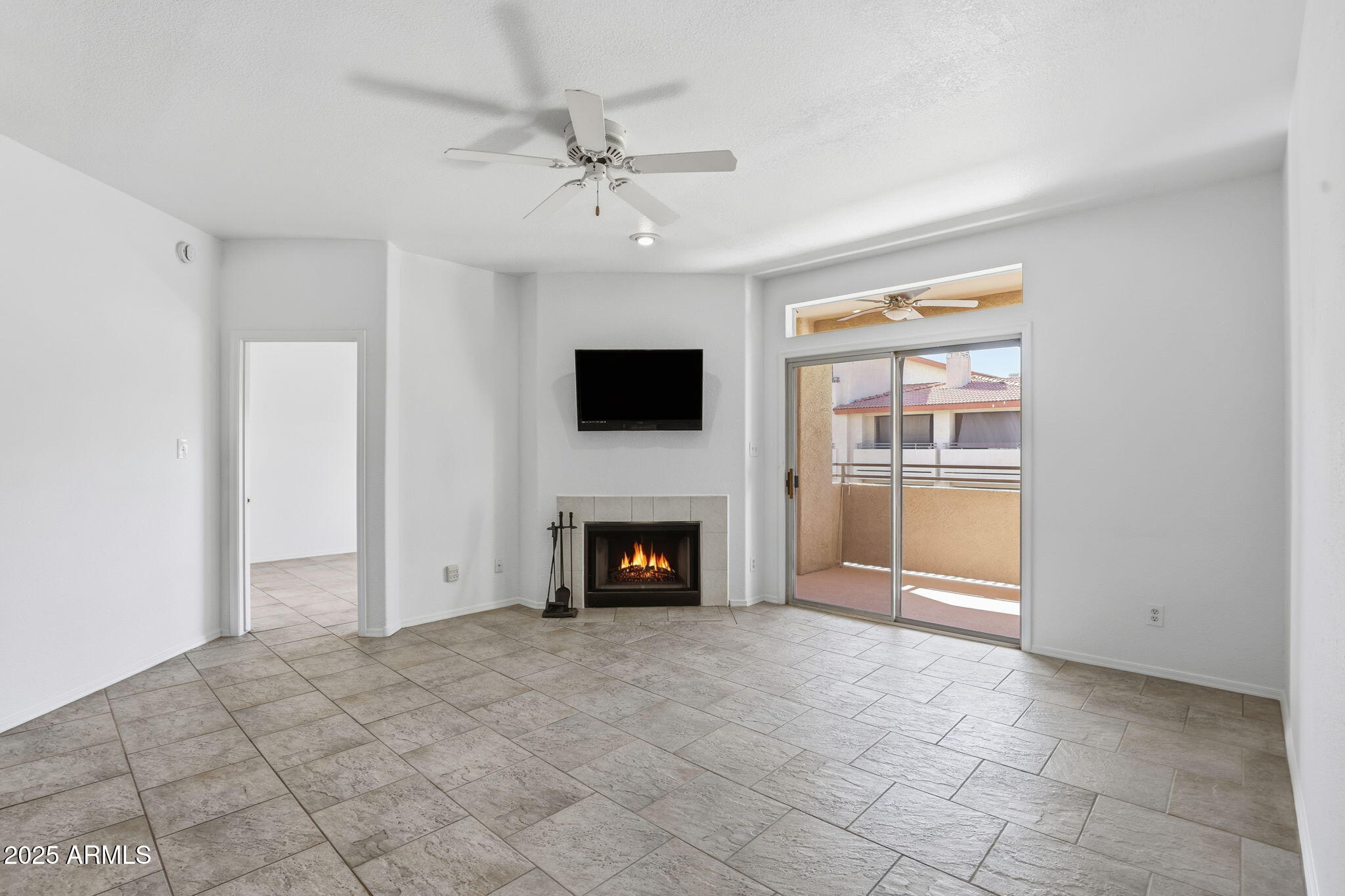 10410 N CAVE CREEK Road 2088