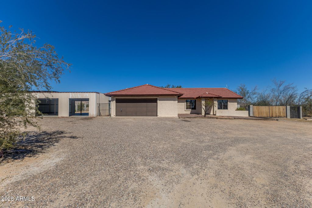 Photo of 14494 W Waverly Drive, Casa Grande, AZ 85194 (MLS # 6981601)