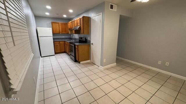 602 E Townley Avenue 105