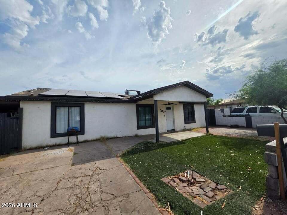 3318 W Madison Street