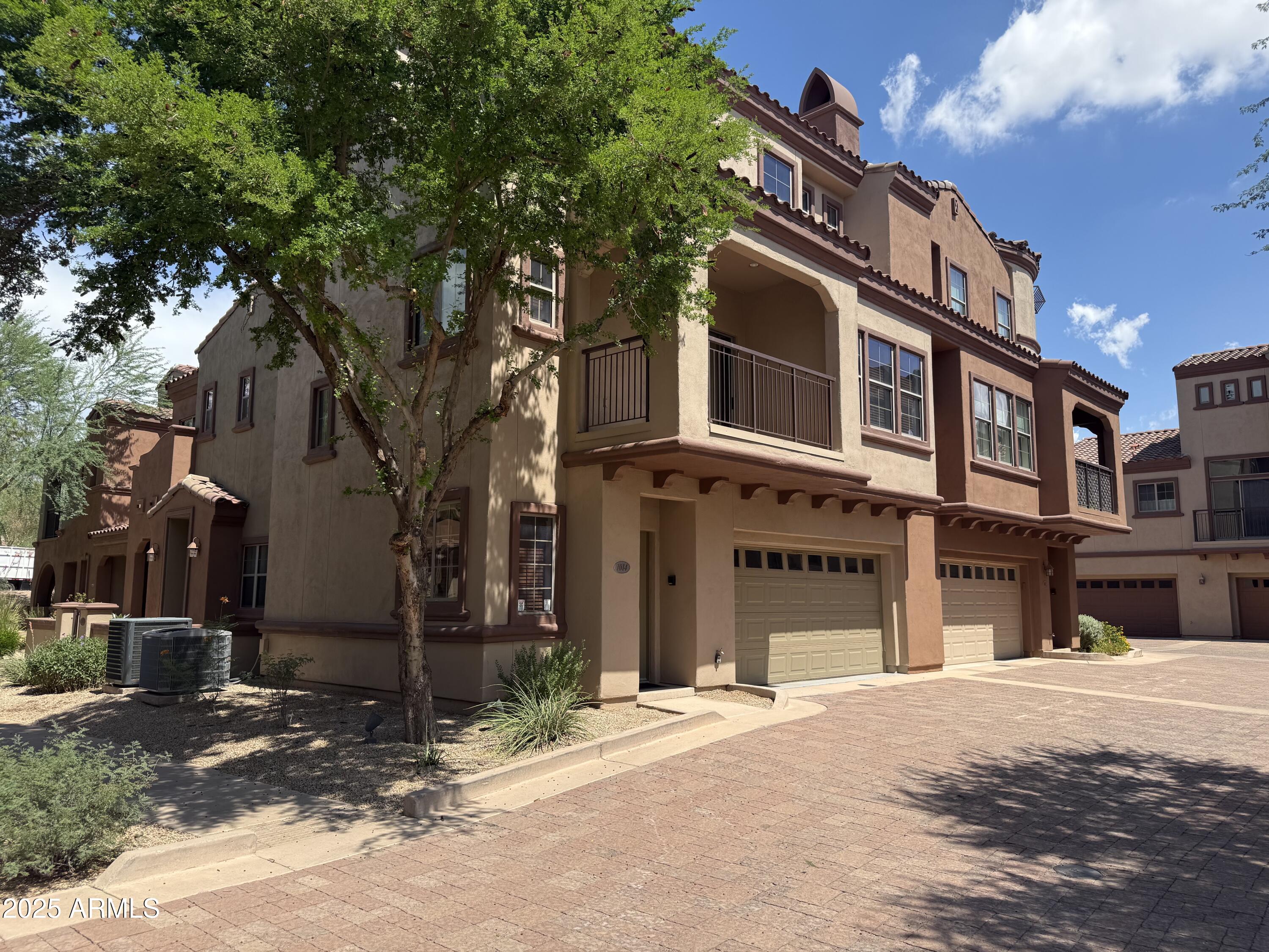 3935 E Rough Rider Road 1014