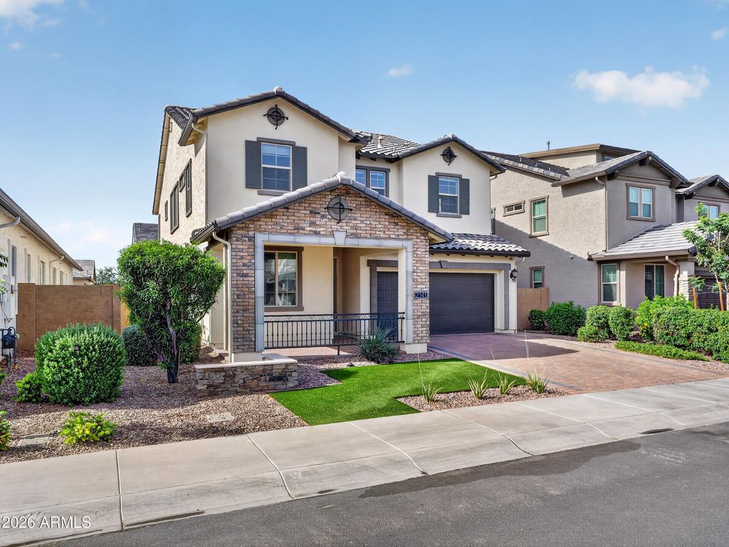 Photo of 2141 E Flamingo Way, Gilbert, AZ 85297 (MLS # 7018278)