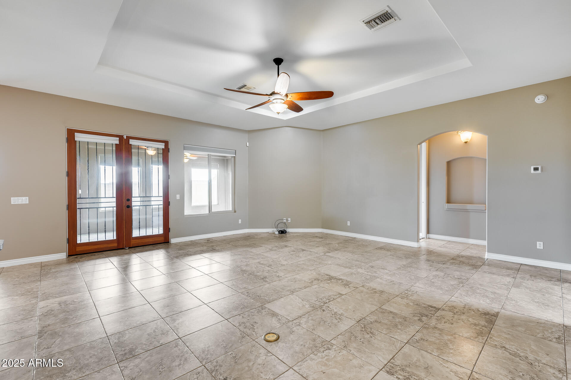 3877 E HASH KNIFE DRAW Road