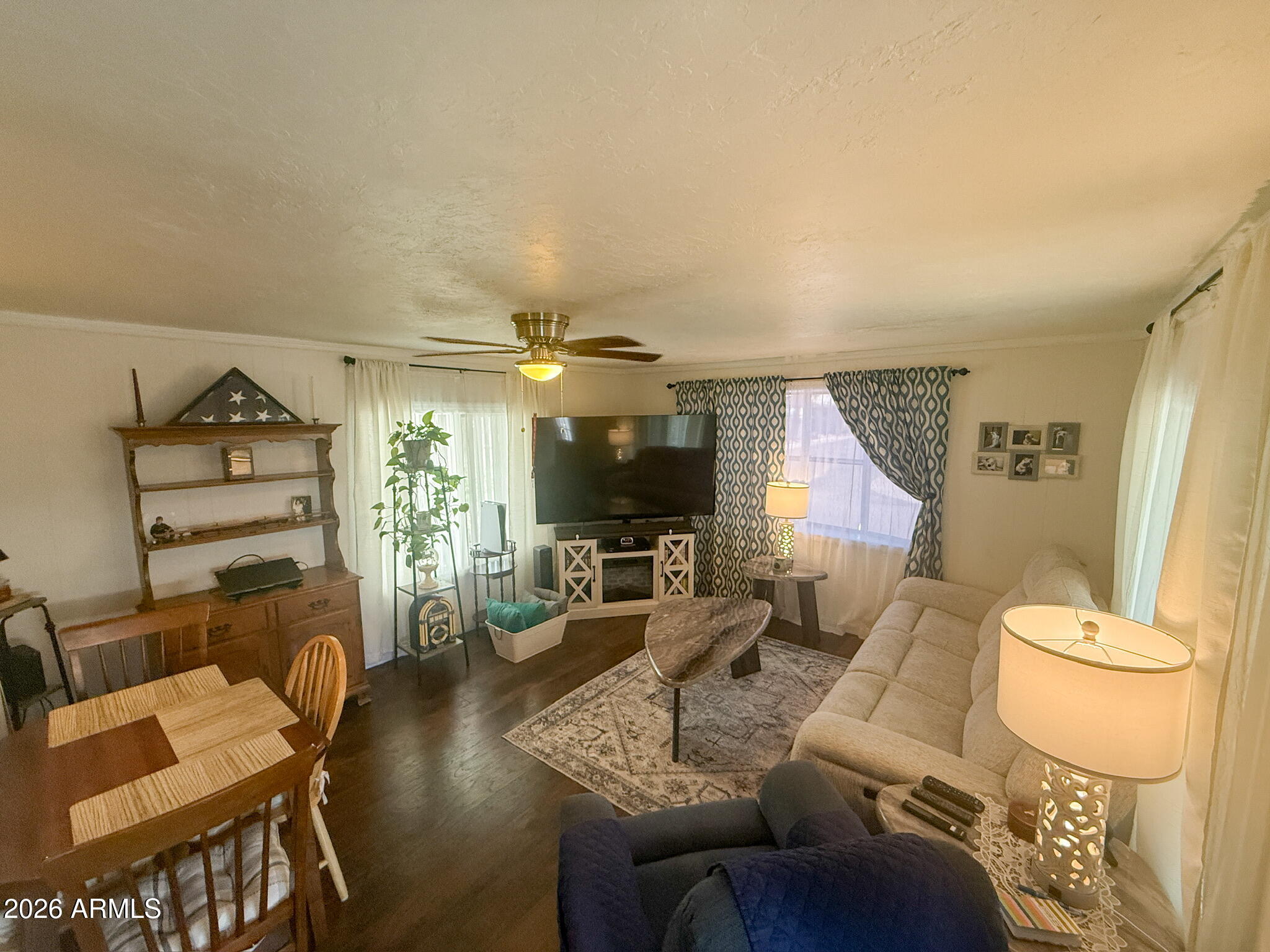 4065 E University Drive 365