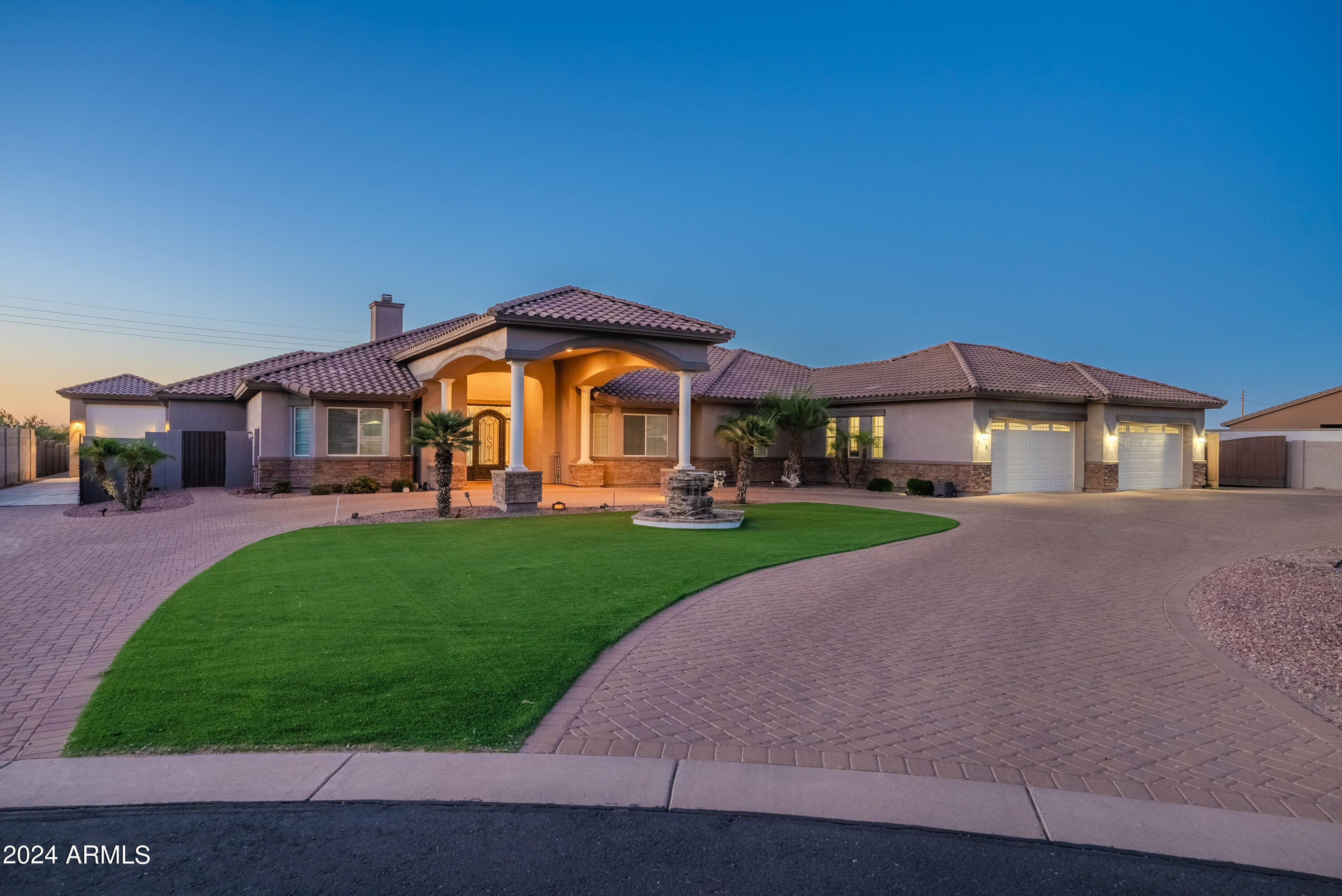 5178 W Encanto Paseo Drive