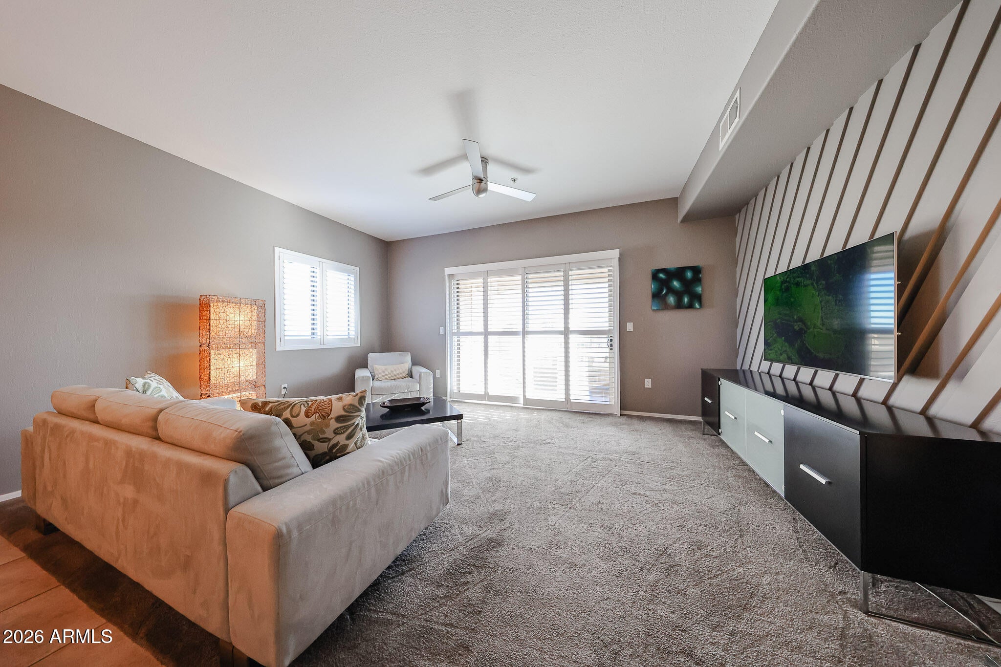 920 E DEVONSHIRE Avenue 4001