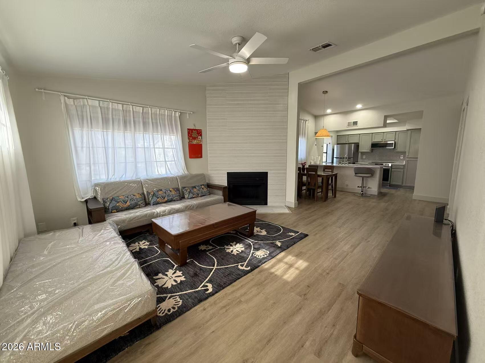 1222 W Baseline Road 208