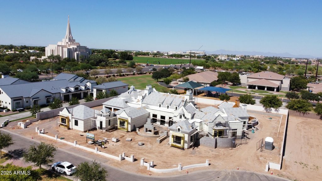 Photo of 3152 S Penrose Court, Gilbert, AZ 85295 (MLS # 6951108)