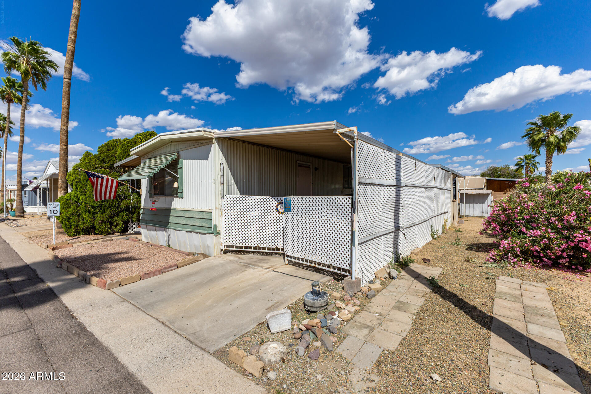 7344 W PEORIA Avenue 36