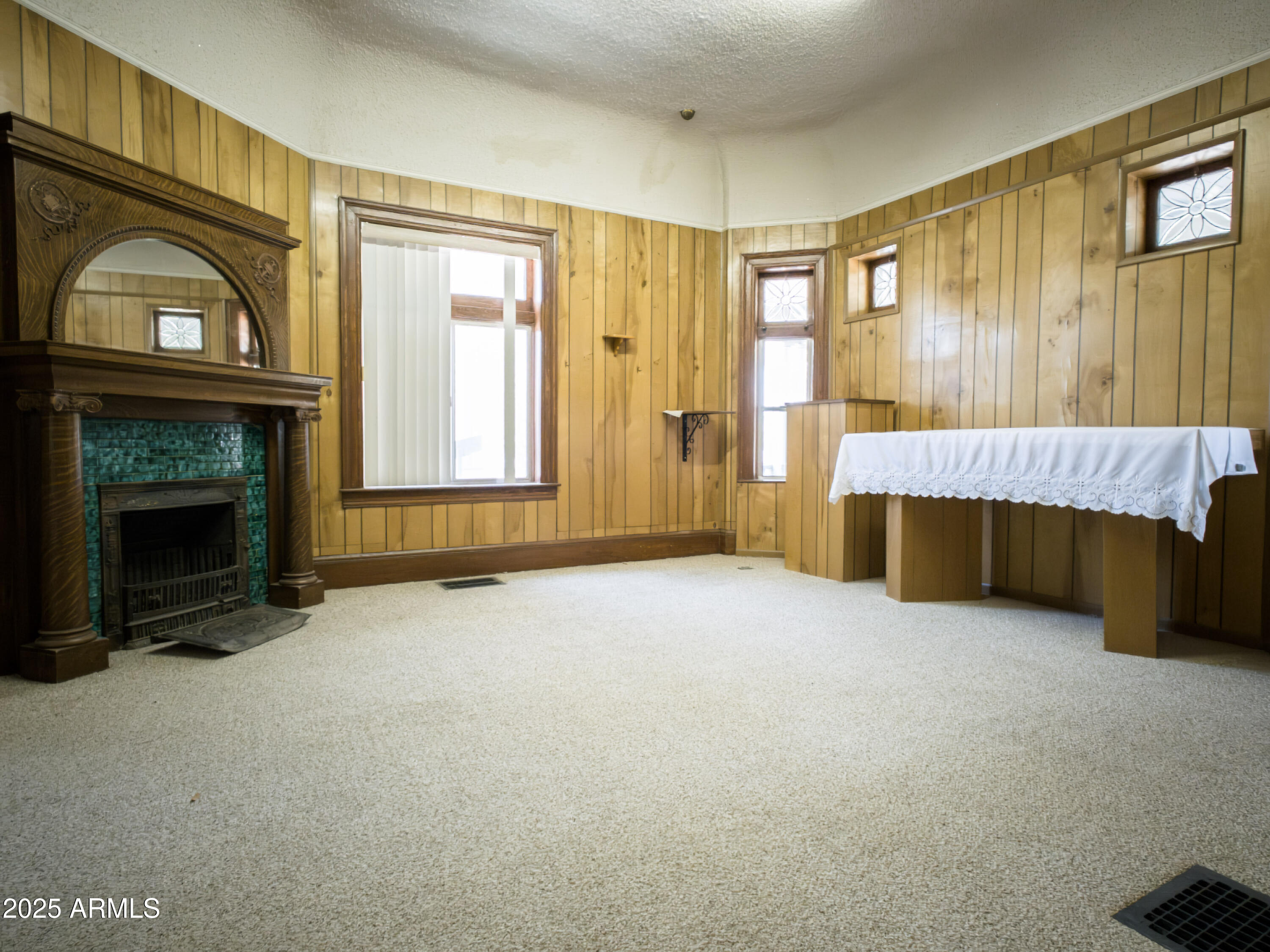 DOUGLAS - Residential