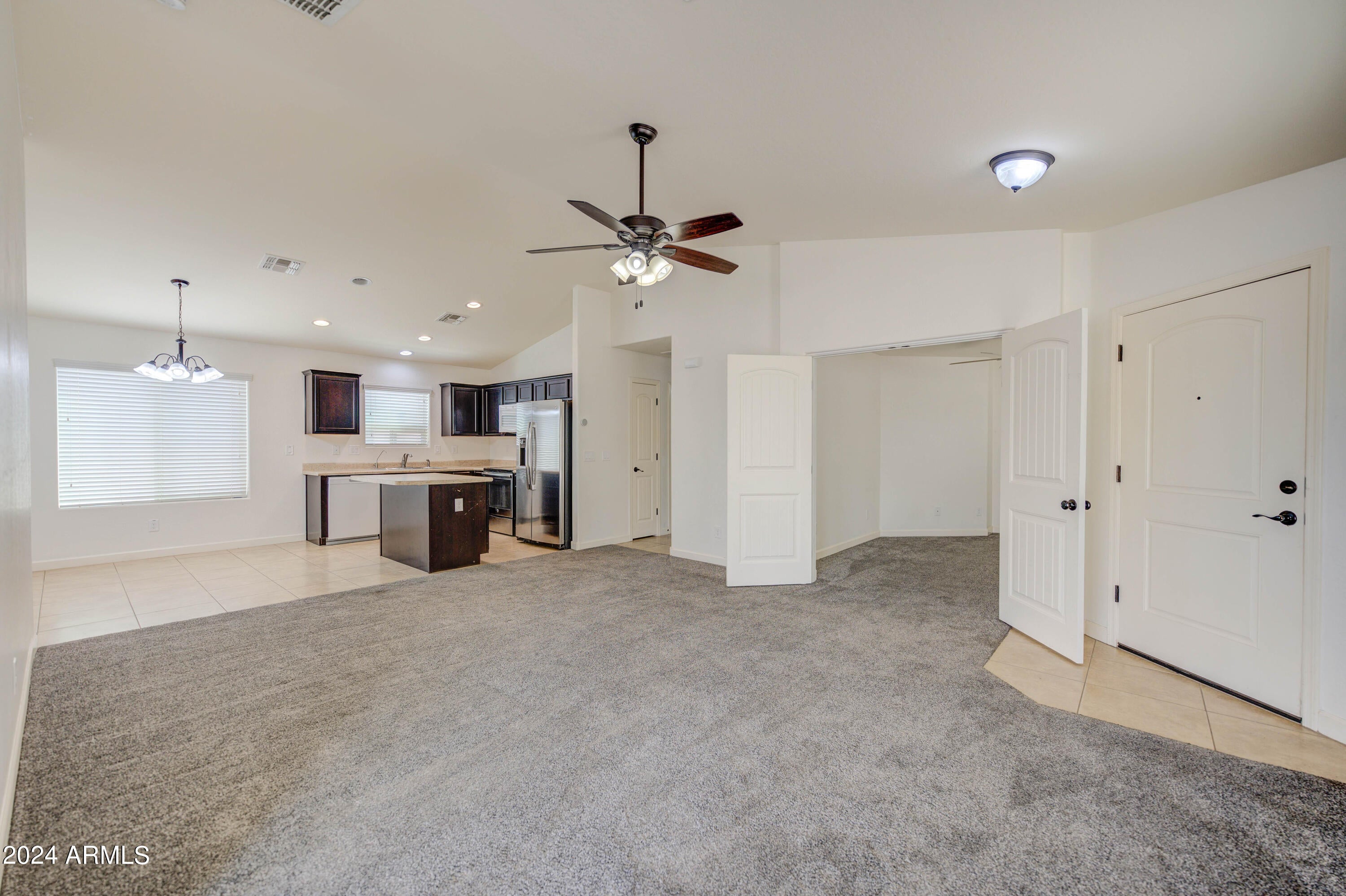 28505 N MOONSTONE Way