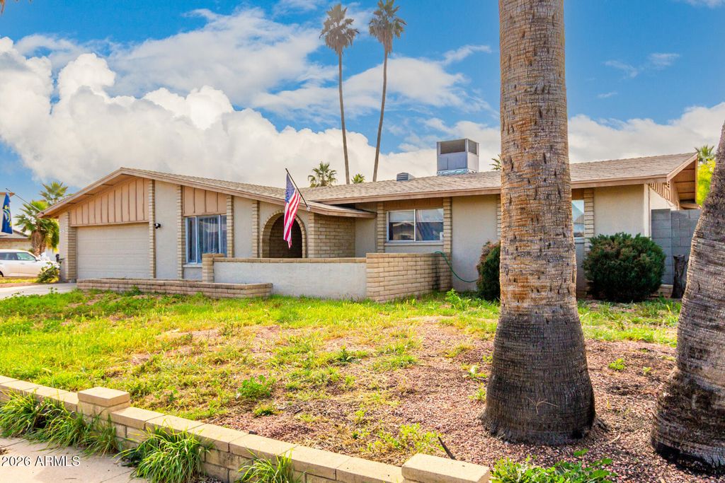 Photo of 4519 W Paradise Drive, Glendale, AZ 85304 (MLS # 6977963)