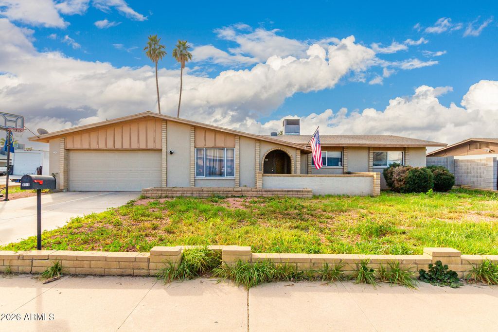 Photo of 4519 W Paradise Drive, Glendale, AZ 85304 (MLS # 6977963)