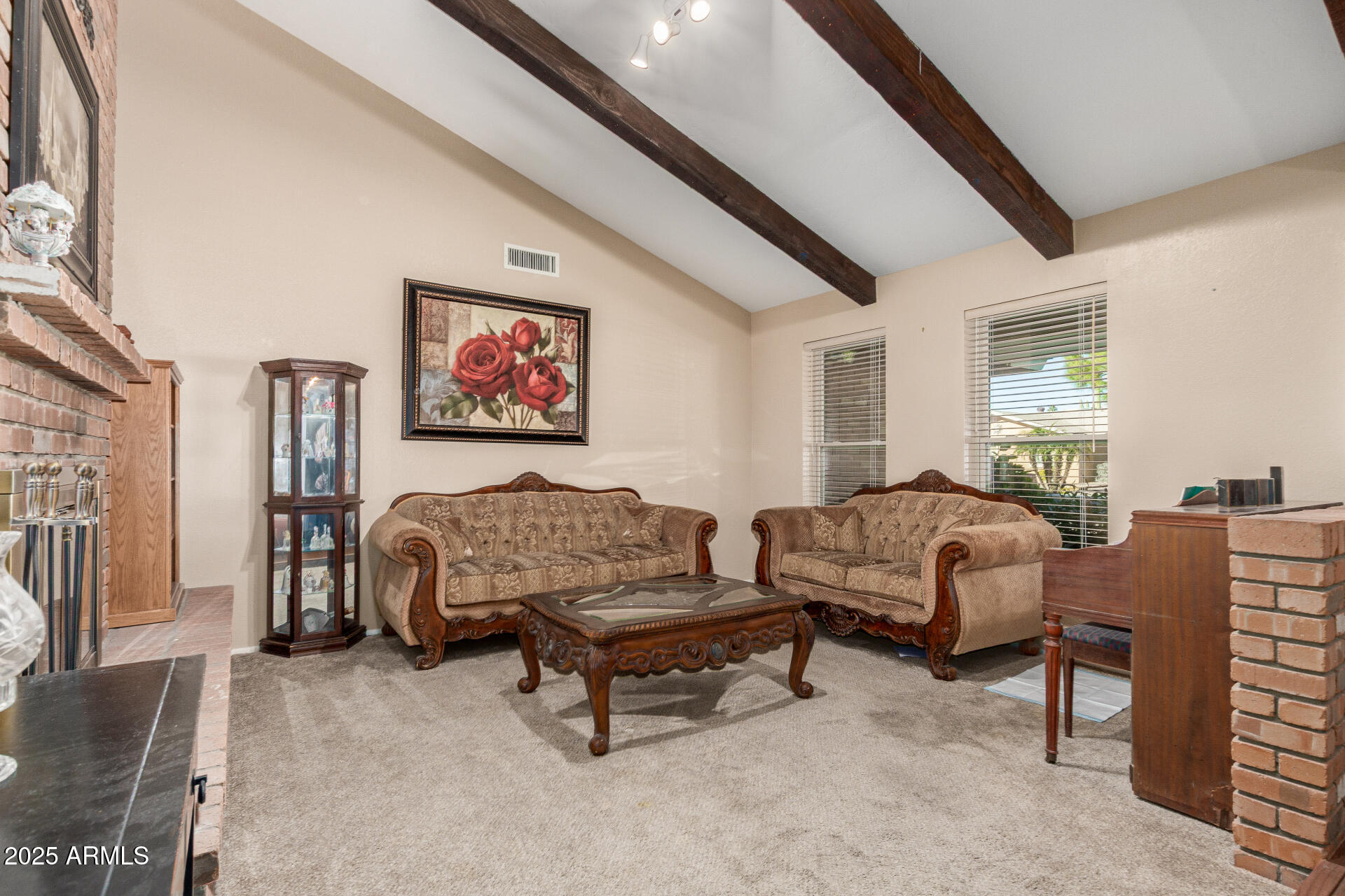 2525 E EVERGREEN Street