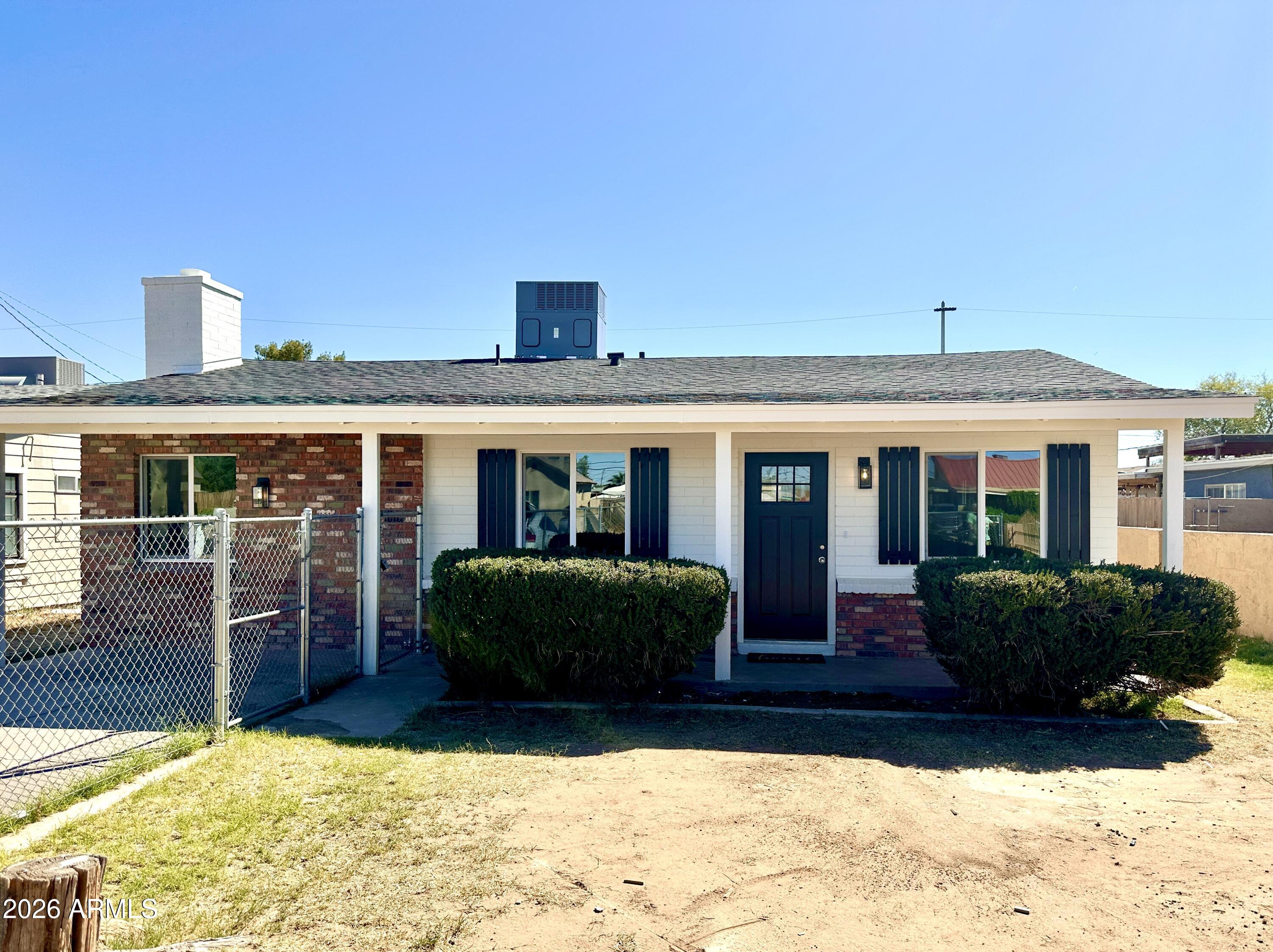 408 N MORRISON Avenue