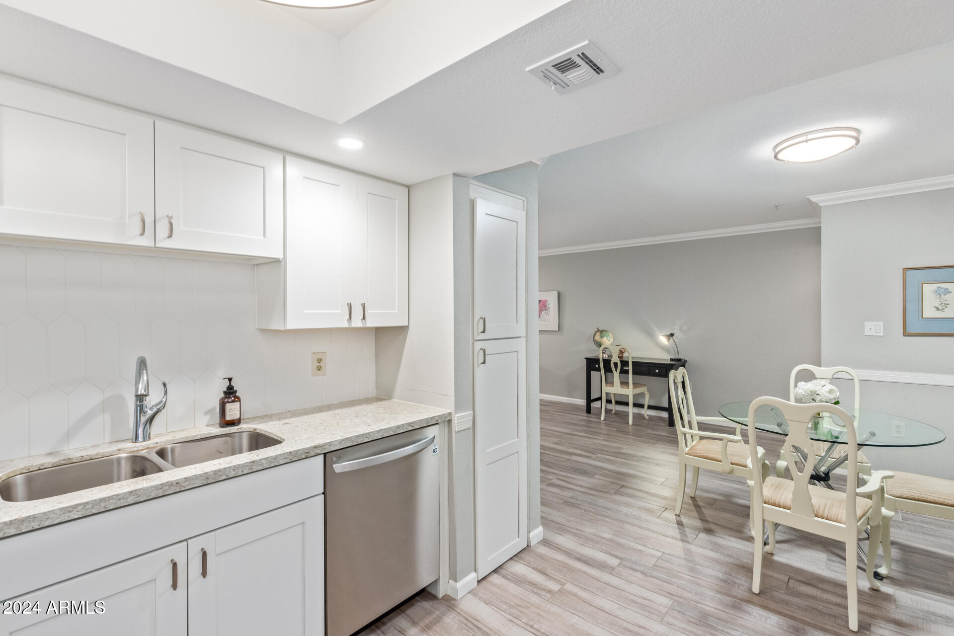 4200 N MILLER Road 309