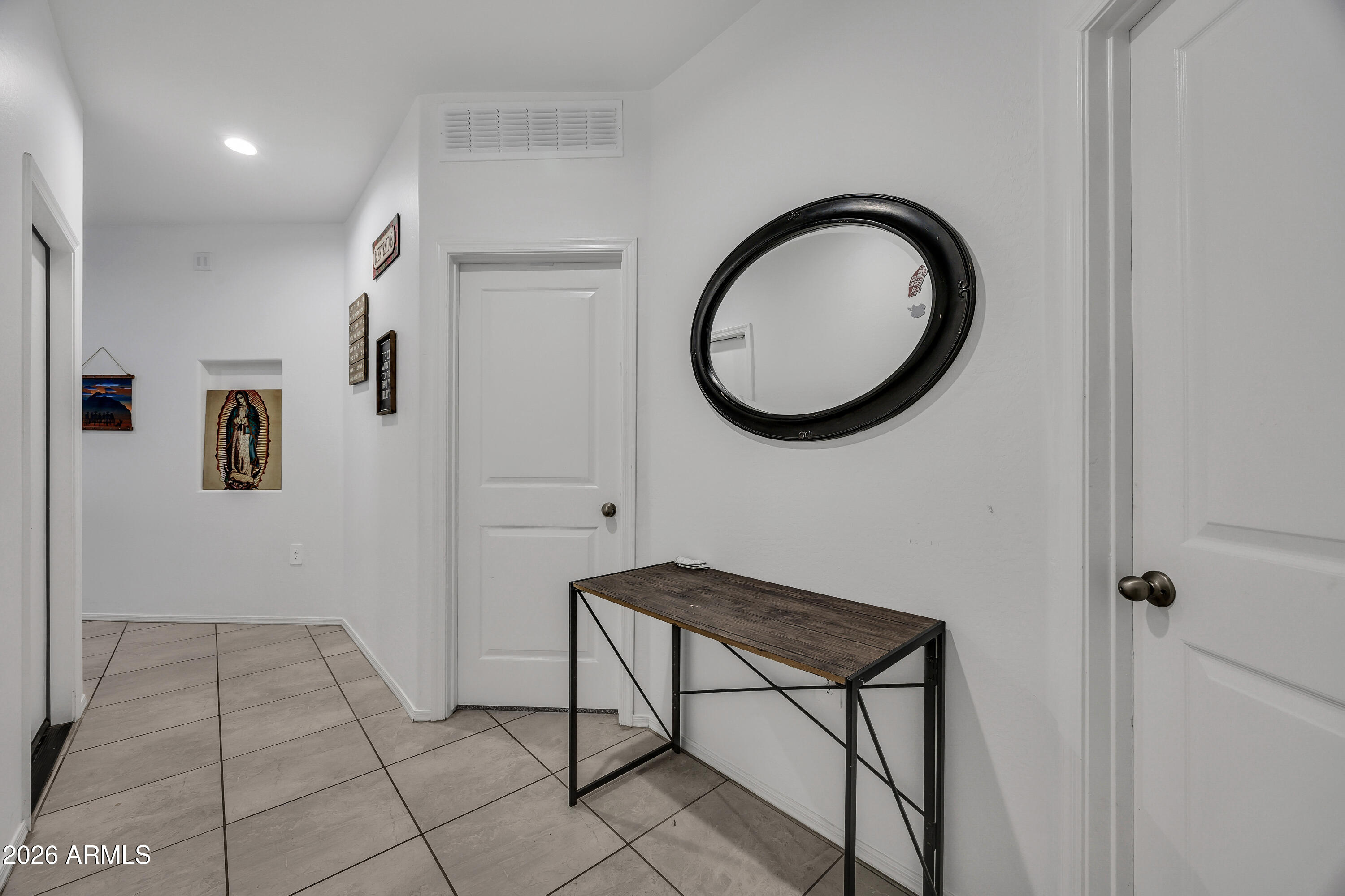 24550 W RAYMOND Street